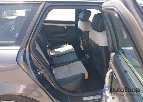 2004 Audi S4 4.2 Avant z USA, uszkodzony, nr VIN WAUXL68E54A274168